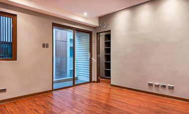 Sophisticated Modern Townhouse For Sale in San Juan City, Metro Manila
