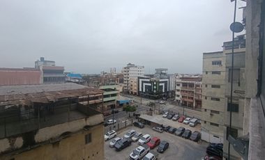 Suite en alquiler en centro de Guayaquil, edificio Forum  GabR