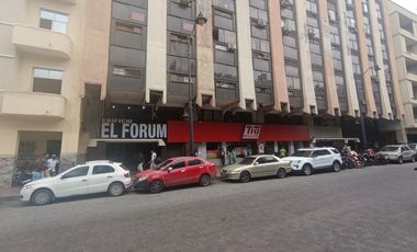 Suite en alquiler en centro de Guayaquil, edificio Forum  GabR