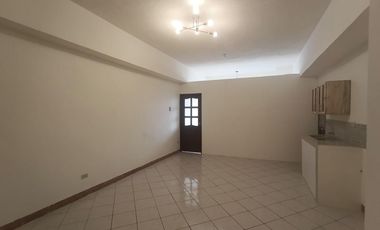 Suite en alquiler en centro de Guayaquil, edificio Forum  GabR