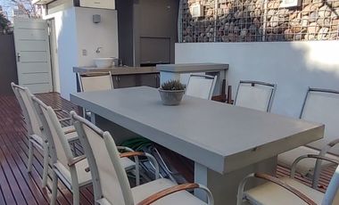 Calle 49 e/ 15 y 16 - CASA 3 dorm y cochera