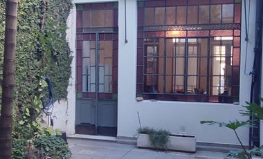 Calle 49 e/ 15 y 16 - CASA 3 dorm y cochera