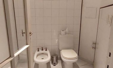 Calle 49 e/ 15 y 16 - CASA 3 dorm y cochera