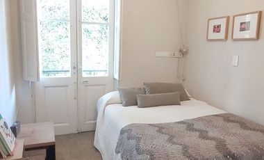 Calle 49 e/ 15 y 16 - CASA 3 dorm y cochera