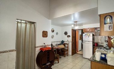 Chalet PH en alquiler en Lanus Este