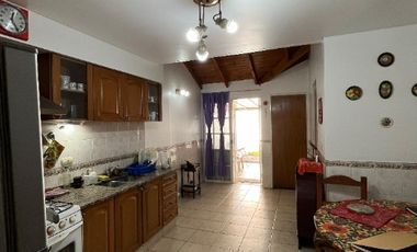 Chalet PH en alquiler en Lanus Este