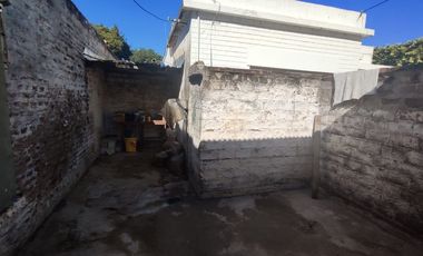 ALQUILER DEPARTAMENTO PB AL FRENTE 2 AMB. LAVALLOL