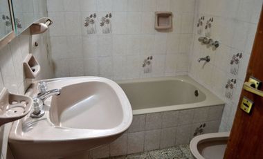 VENTA DEPARTAMENTO DOS AMBIENTES LOMAS DE ZAMORA