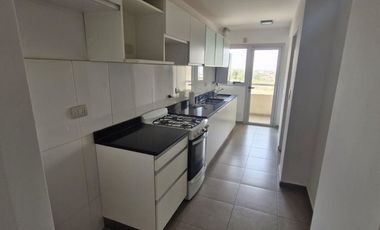DEPTO DE CATEGORIA 2 DORM. 2 BAÑOS EN MILENICA IV