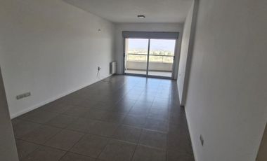 DEPTO DE CATEGORIA 2 DORM. 2 BAÑOS EN MILENICA IV
