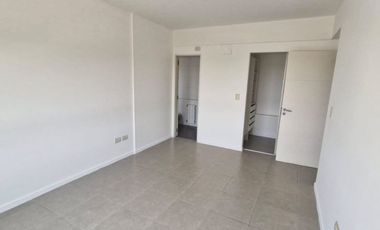 DEPTO DE CATEGORIA 2 DORM. 2 BAÑOS EN MILENICA IV