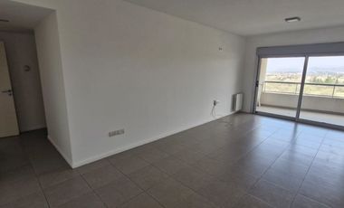 DEPTO DE CATEGORIA 2 DORM. 2 BAÑOS EN MILENICA IV