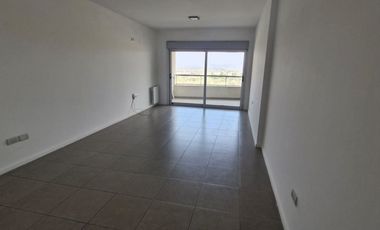 DEPTO DE CATEGORIA 2 DORM. 2 BAÑOS EN MILENICA IV
