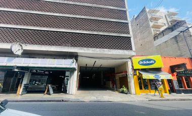 SE VENDE COCHERA BARRIO CENTRO CALLE TUCUMAN