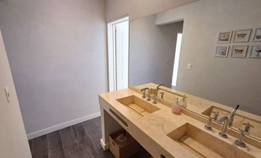 VENTA CASA 4 AMBIENTES ESCRITORIO PISCINA PILAR