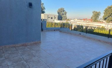 VENTA CASA 4 AMBIENTES ESCRITORIO PISCINA PILAR