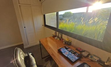VENTA CASA 4 AMBIENTES ESCRITORIO PISCINA PILAR