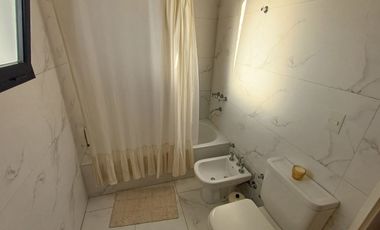 VENTA CASA 4 AMBIENTES ESCRITORIO PISCINA PILAR