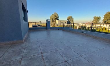 VENTA CASA 4 AMBIENTES ESCRITORIO PISCINA PILAR