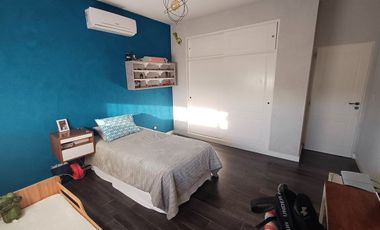 VENTA CASA 4 AMBIENTES ESCRITORIO PISCINA PILAR