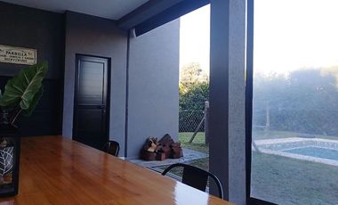 VENTA CASA 4 AMBIENTES ESCRITORIO PISCINA PILAR