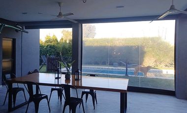 VENTA CASA 4 AMBIENTES ESCRITORIO PISCINA PILAR