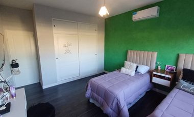 VENTA CASA 4 AMBIENTES ESCRITORIO PISCINA PILAR