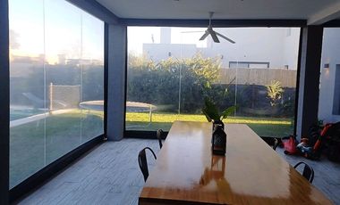VENTA CASA 4 AMBIENTES ESCRITORIO PISCINA PILAR