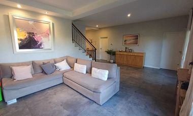 VENTA CASA 4 AMBIENTES ESCRITORIO PISCINA PILAR