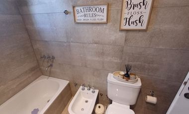 VENTA CASA 4 AMBIENTES ESCRITORIO PISCINA PILAR