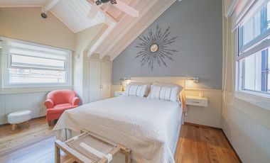VENTA CASA DE 5 AMBIENTES EN VILLA SARMIENTO