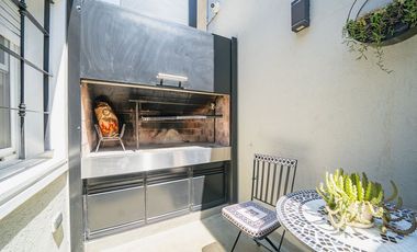 VENTA CASA DE 5 AMBIENTES EN VILLA SARMIENTO