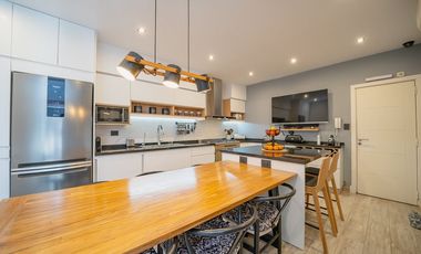 VENTA CASA DE 5 AMBIENTES EN VILLA SARMIENTO