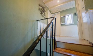VENTA CASA DE 5 AMBIENTES EN VILLA SARMIENTO