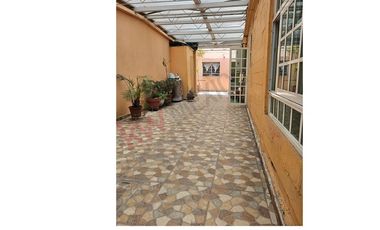 Casa en venta San Juan de Aragón