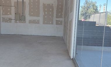 LOCAL ARRIENDO STRIP CENTER LAS PERDICES