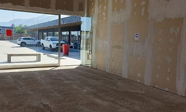 LOCAL ARRIENDO STRIP CENTER LAS PERDICES