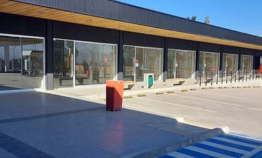 LOCAL ARRIENDO STRIP CENTER LAS PERDICES