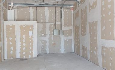 LOCAL ARRIENDO STRIP CENTER LAS PERDICES