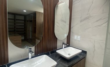 ESTRENA YA !! ESPECTACULAR CASA CON REC ABAJO Y VESTIDOR EN PARQUE CHIAPAS