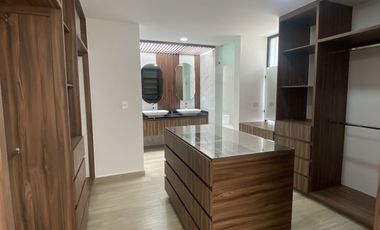 ESPECTACULAR CASA EN VENTA CON EXCELENTES ACABADOS EN PARQUE CHIAPAS, LOMAS