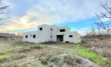 PARCELA EN CONDOMINIO CON OBRA AVANZADA Y ROL PROPIO