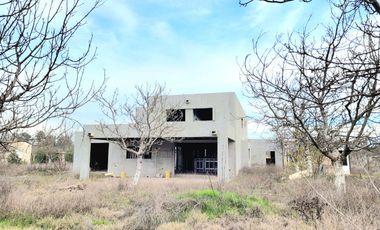 PARCELA EN CONDOMINIO CON OBRA AVANZADA Y ROL PROPIO