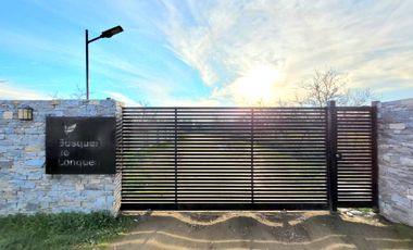 PARCELA EN CONDOMINIO CON OBRA AVANZADA Y ROL PROPIO