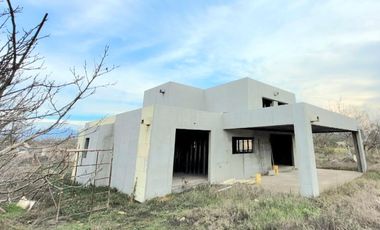 PARCELA EN CONDOMINIO CON OBRA AVANZADA Y ROL PROPIO