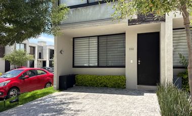 Casa en venta en Jardines de Santa anita, ZOI residencial, Tlajomulco de zuñiga