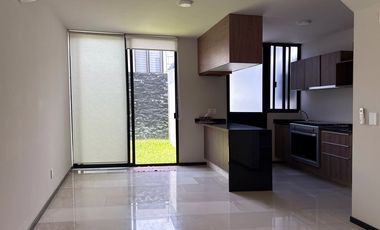 Casa en venta en Jardines de Santa anita, ZOI residencial, Tlajomulco de zuñiga