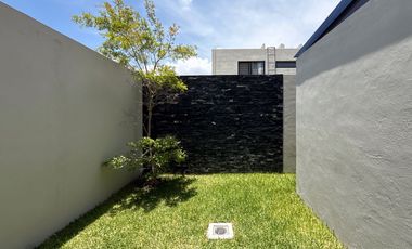 Casa en venta en Jardines de Santa anita, ZOI residencial, Tlajomulco de zuñiga
