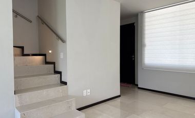 Casa en venta en Jardines de Santa anita, ZOI residencial, Tlajomulco de zuñiga