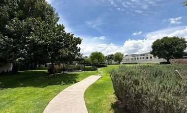 Casa en venta en Jardines de Santa anita, ZOI residencial, Tlajomulco de zuñiga